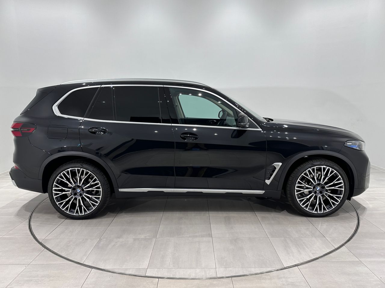 X5 xDrive30d RHD