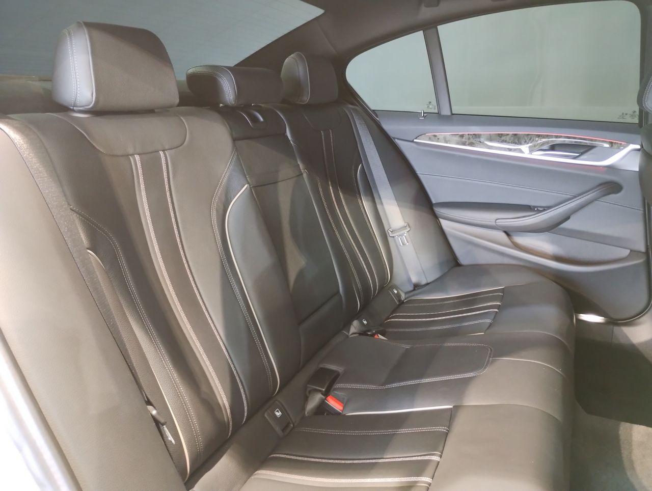 520i Sedan RHD