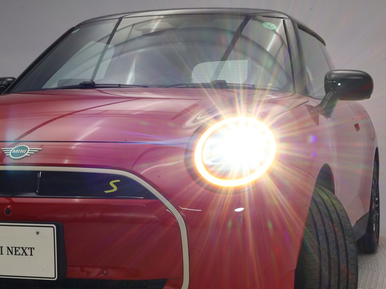 J01 MINI Cooper SE
