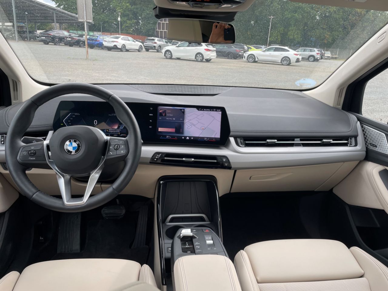 BMW 218
