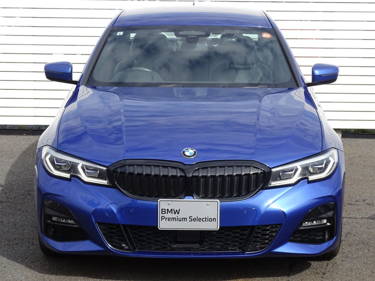 G20 320d xDrive RHD Saloon