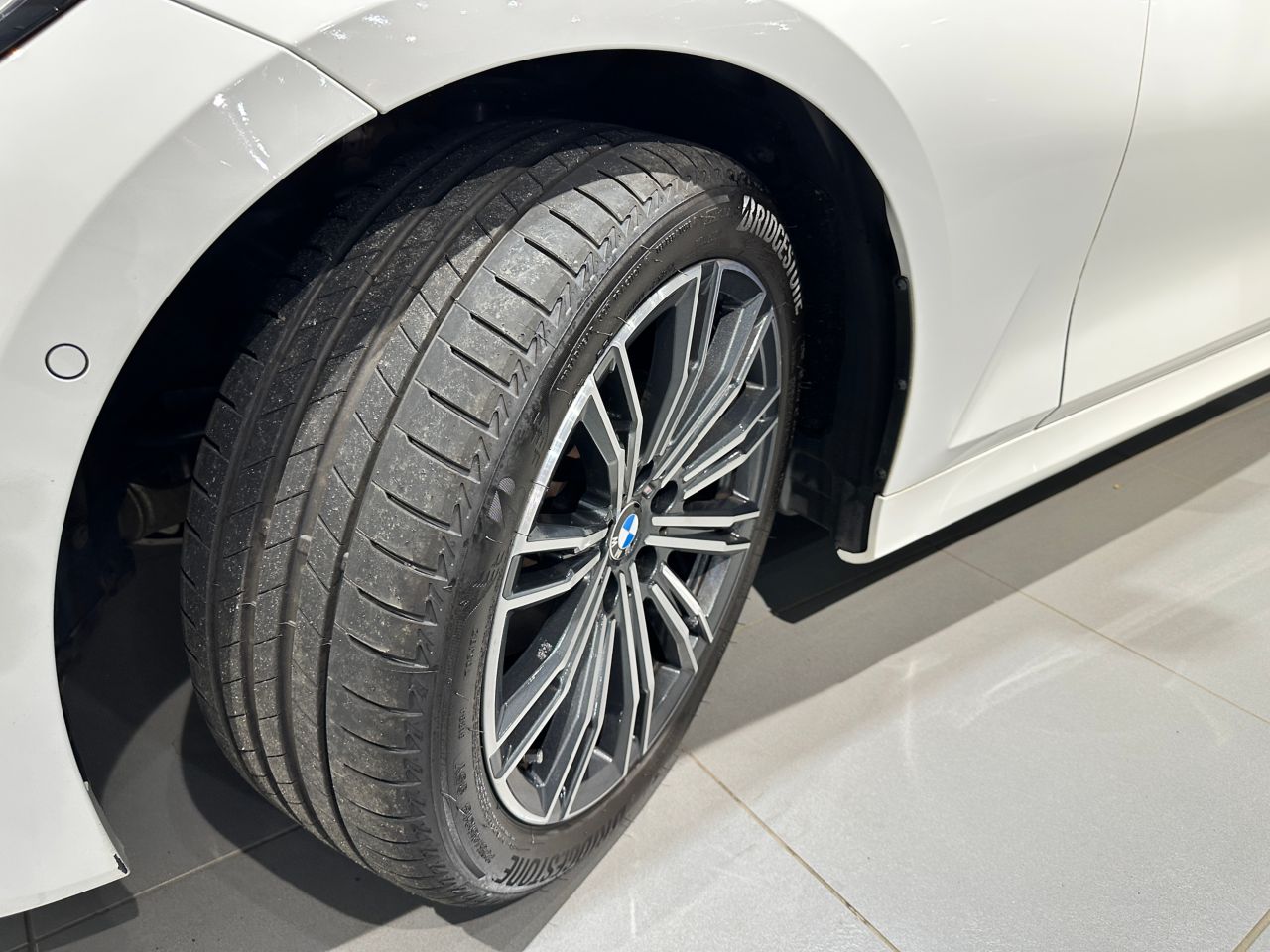 G20 320d xDrive RHD Saloon