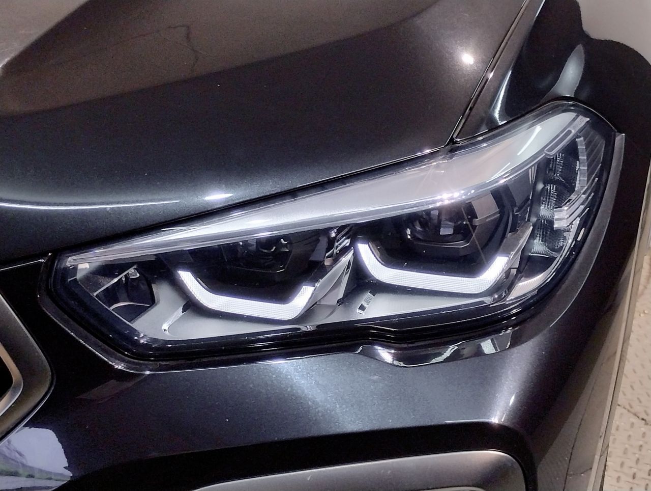 X* M50i RHD