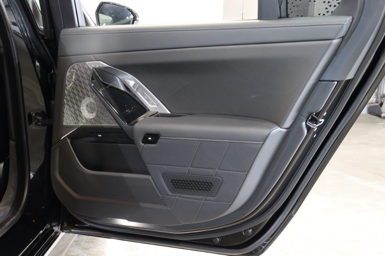 BMW i7 eDrive50 Sedan RHD