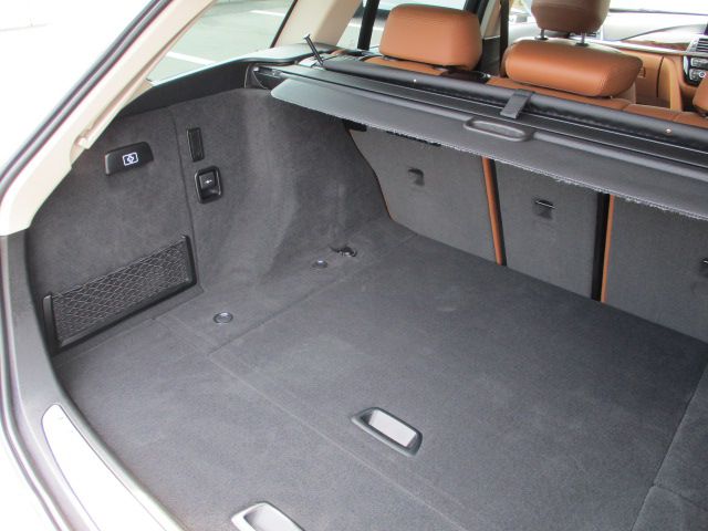 320I TOURING RHD