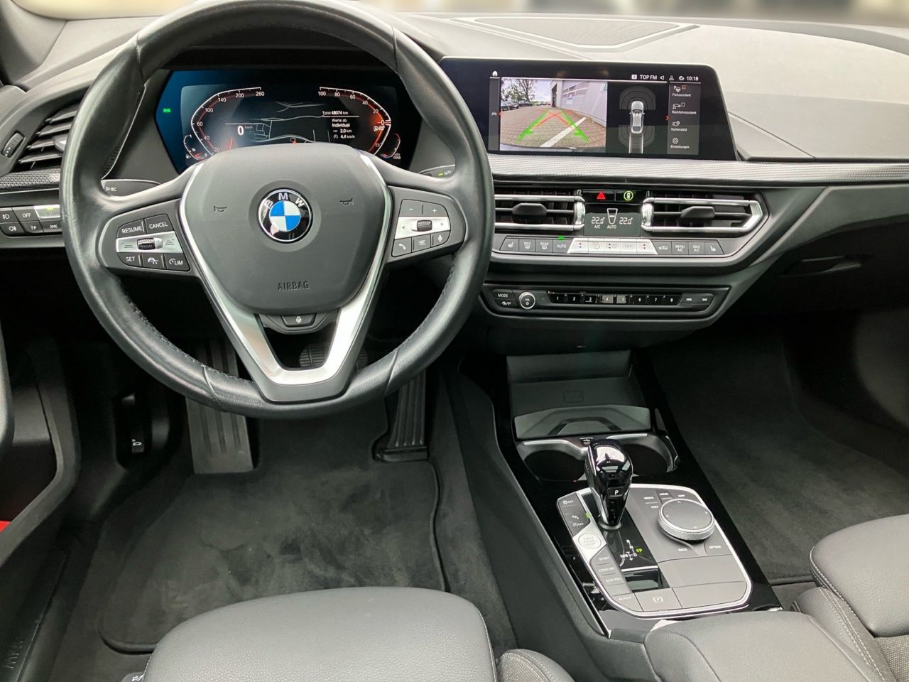 BMW 218