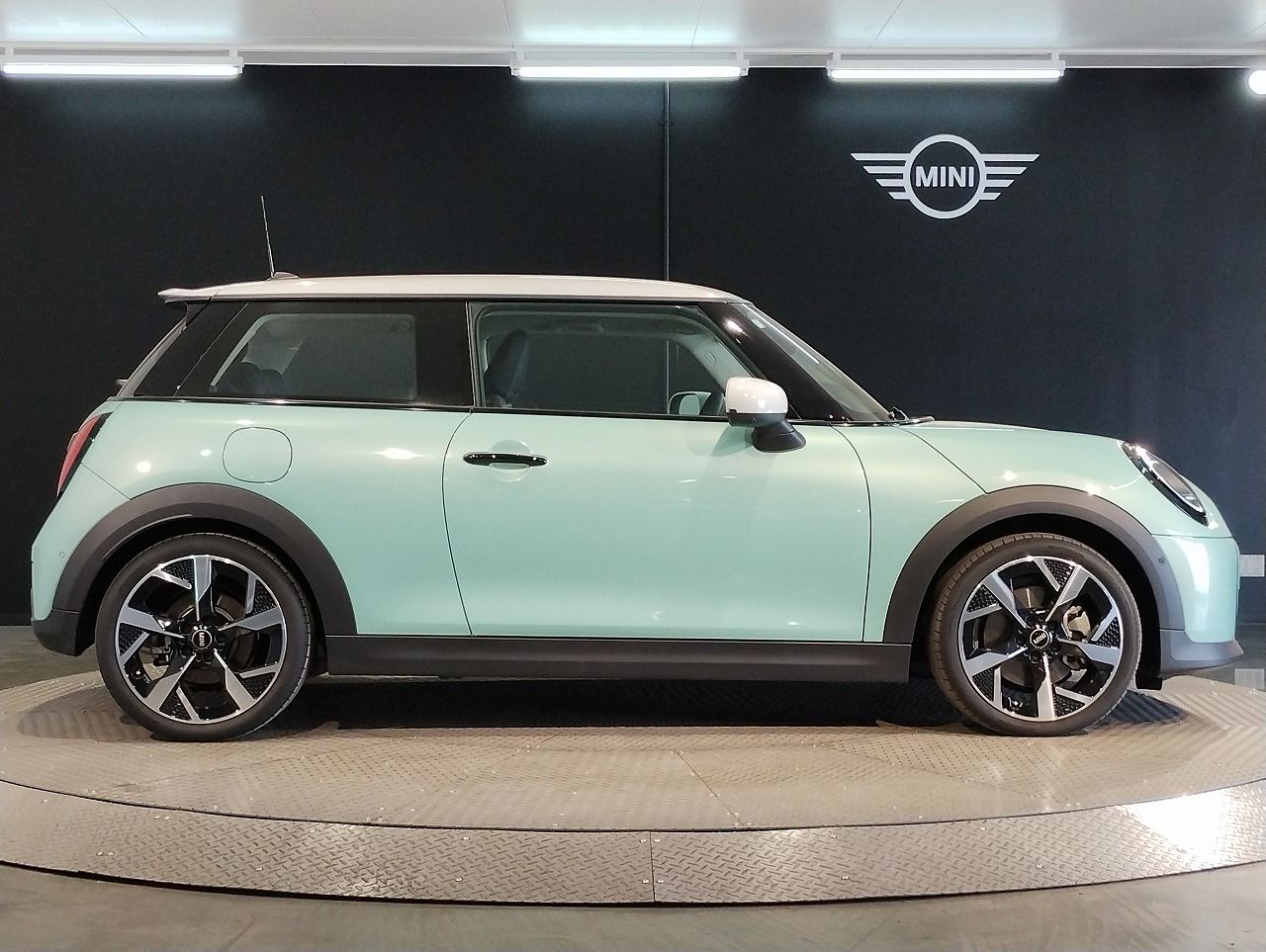 F66 MINI Cooper S 3Dr