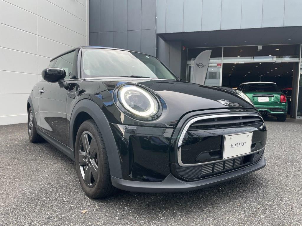 MINI Cooper F56 RHD