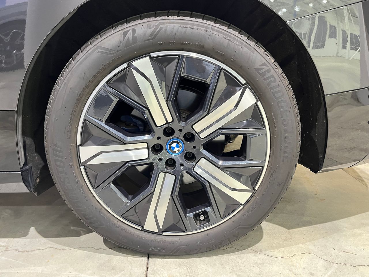 i20 iX xDrive40