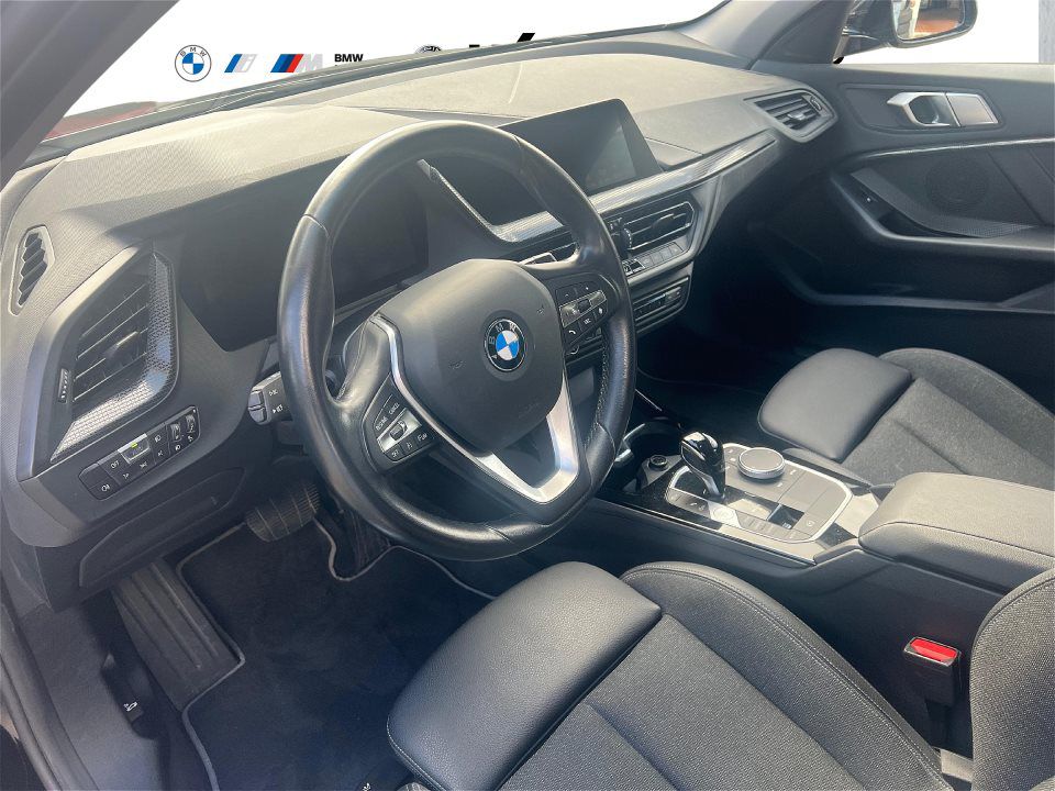 BMW 118