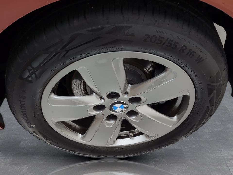 BMW 118
