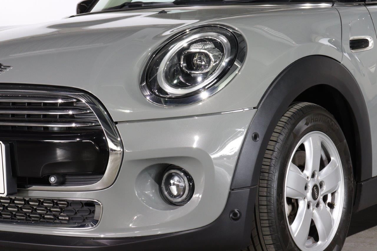 MINI F55 Cooper D 5dr Hatch LCI