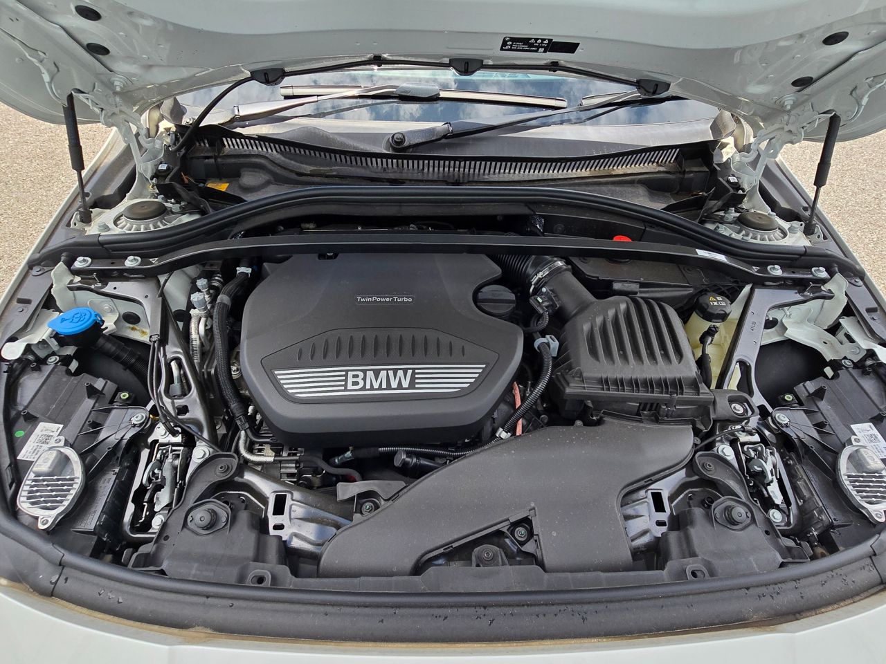 F40 118d Sports Hatch 5-door B47 2.0d