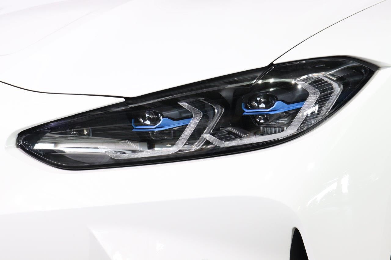 G83 M4 Competition M xDrive Competition RHD