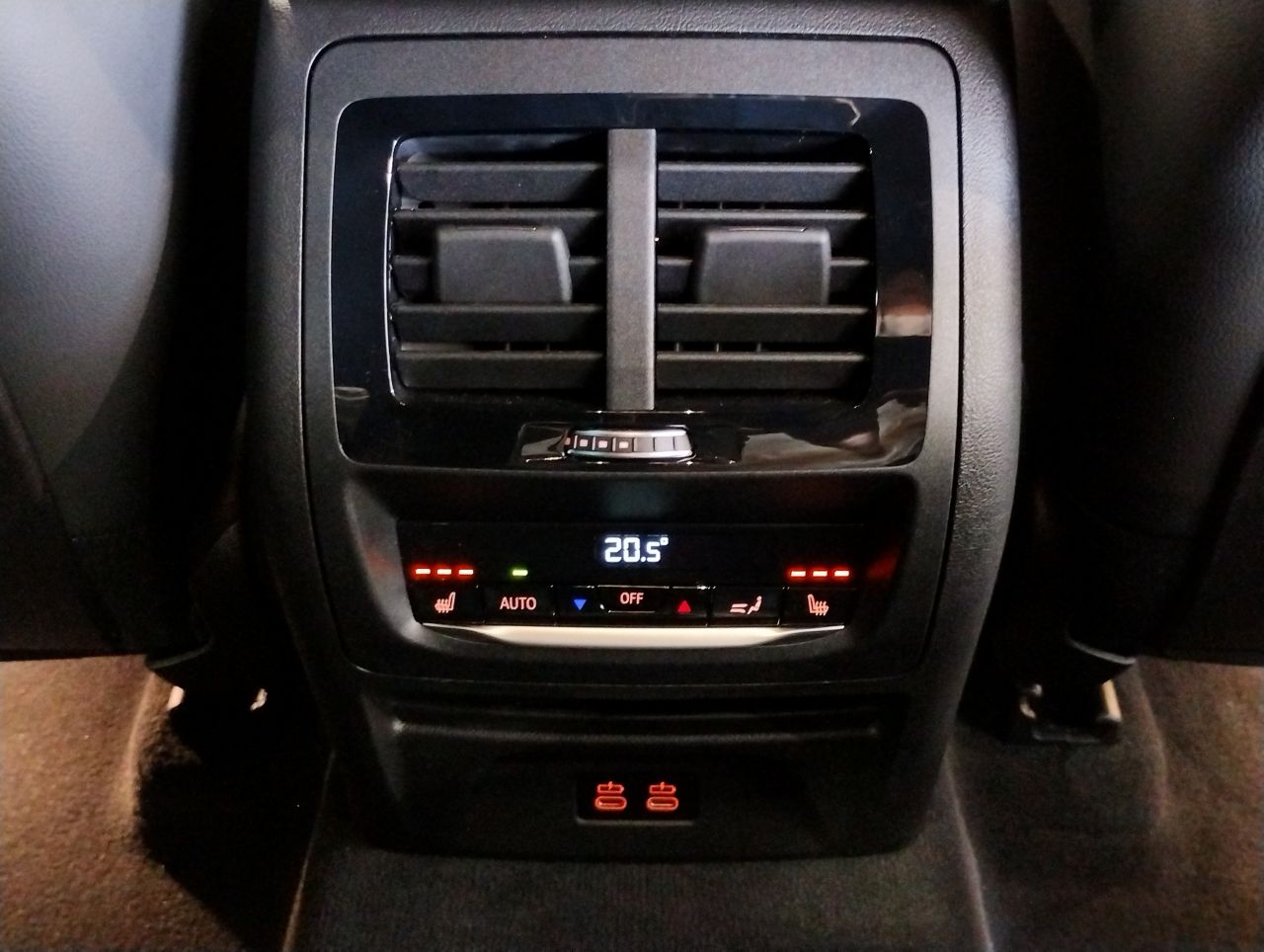 X4 M40i RHD