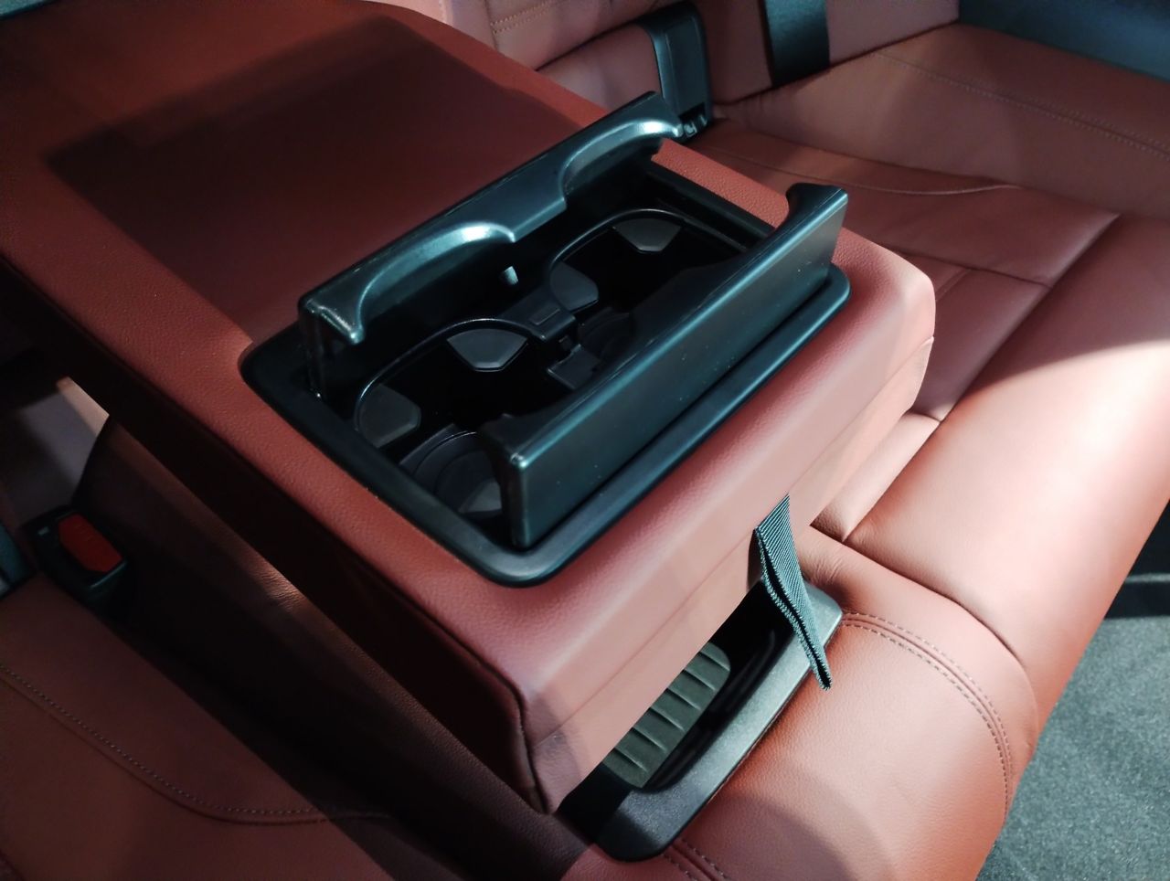 G42 220i Coupe