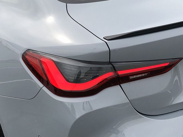G82 M4 Competition M xDrive Coupe RHD