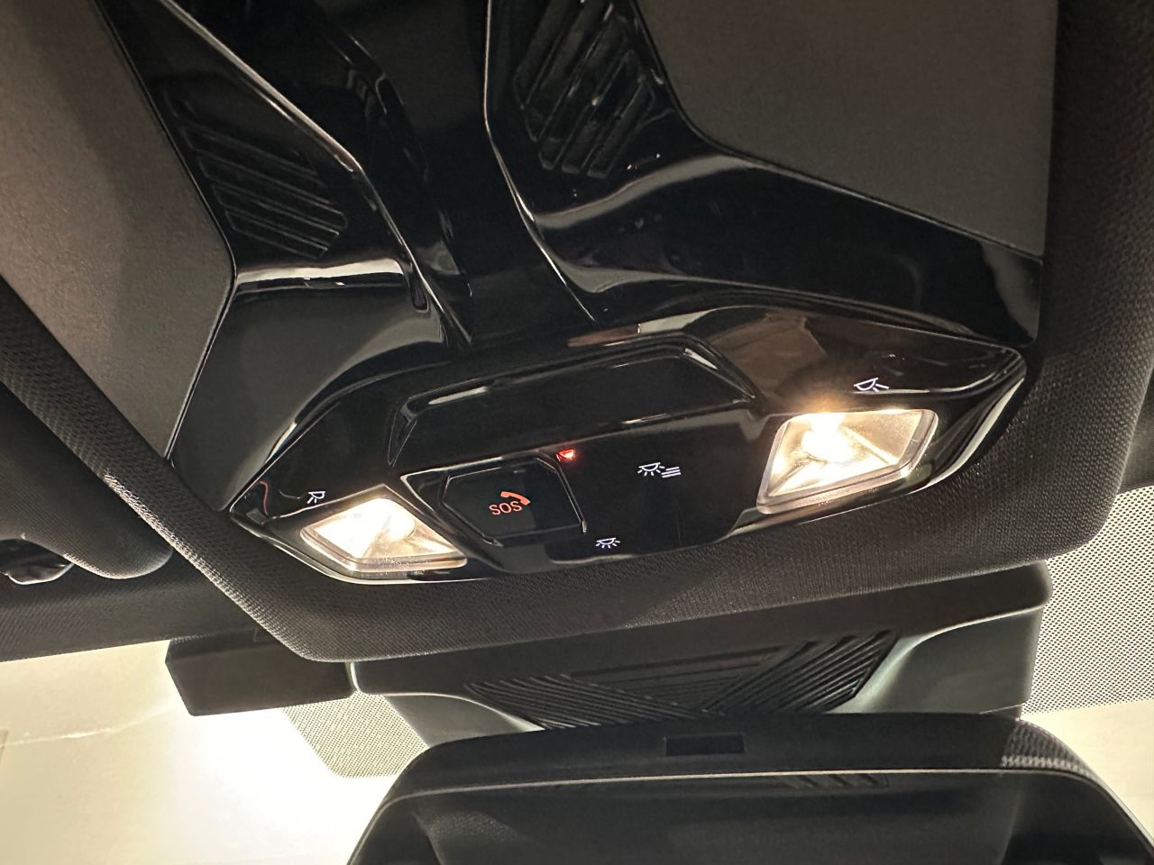 iX2 xDrive30 MSP