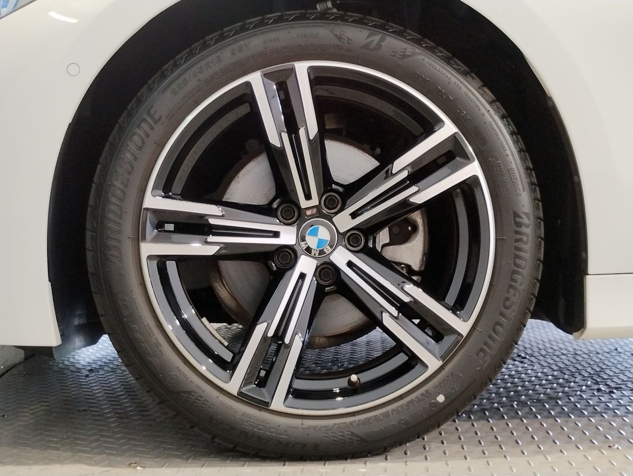 G20 320i Saloon LCI RHD MX
