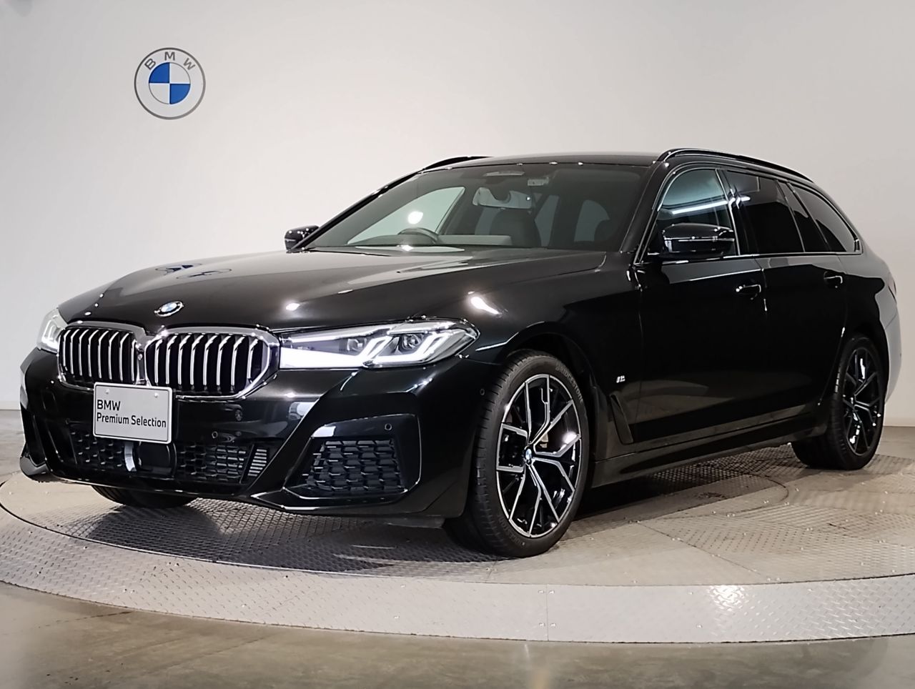 523d xDrive Touring M Sport
