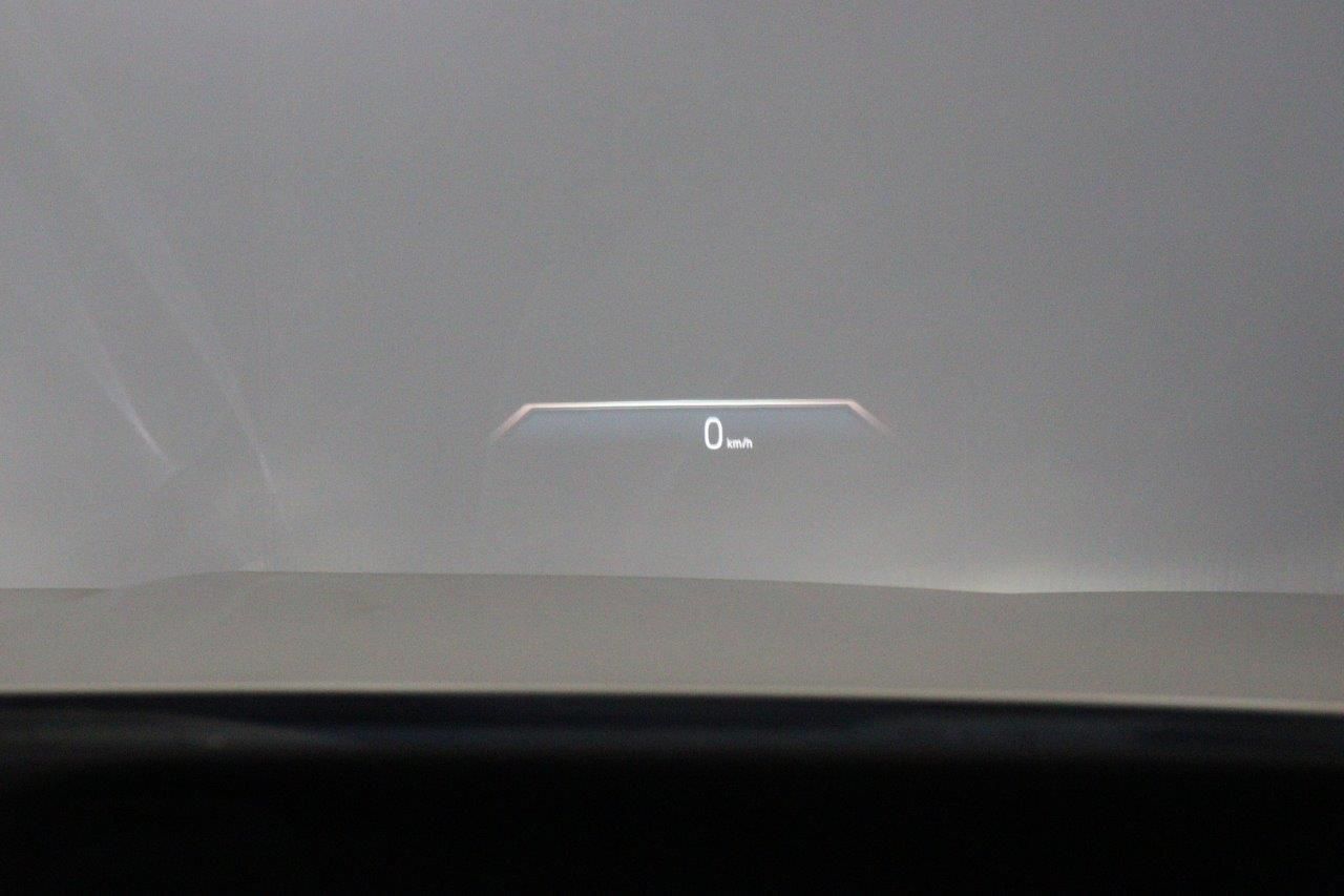 i7 xDrive60 Sedan RHD