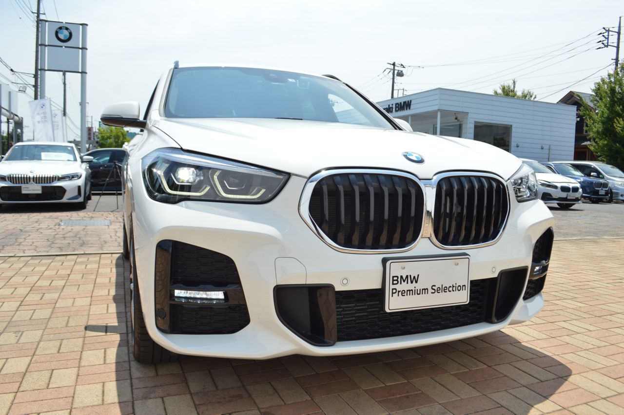 BMW X1 sDrive 18i Mスポーツパッケージ アルピン
