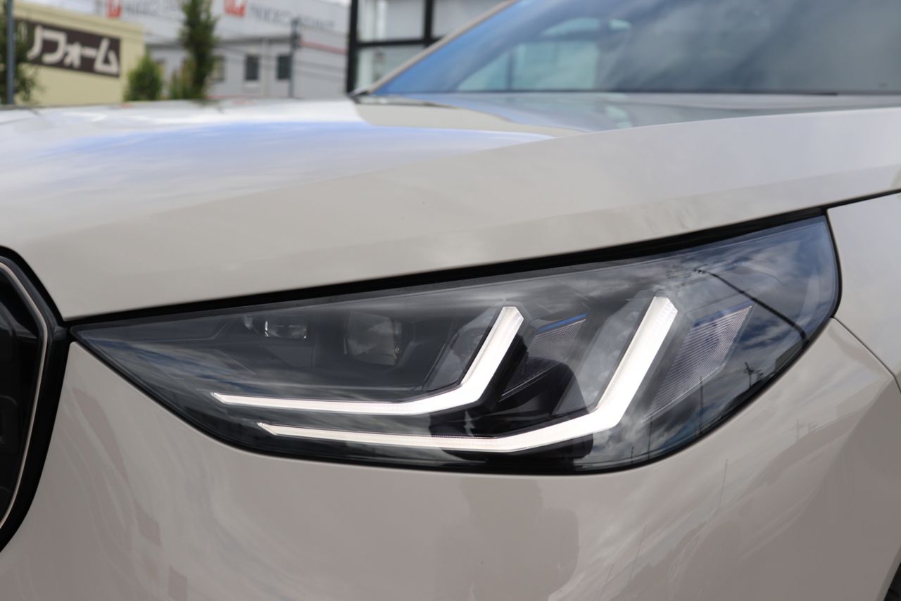 X3 M50 US