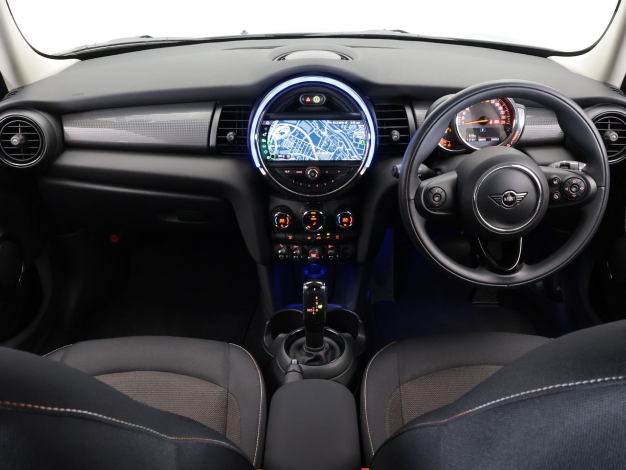 MINI F55 Cooper D 5dr Hatch LCI