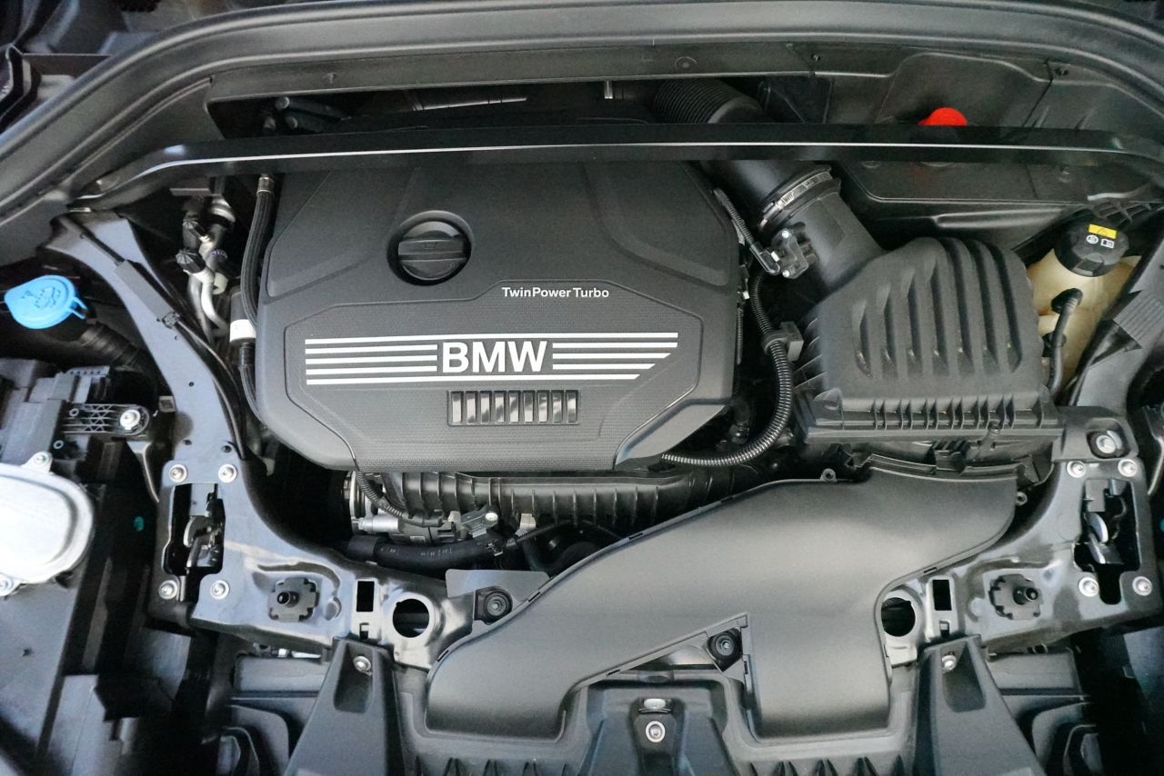 X1 sDrive18i RHD