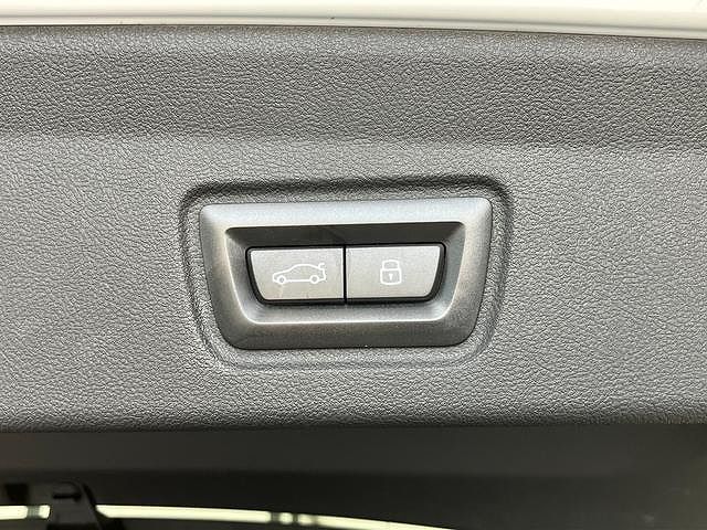 G26 i4 M50 RHD