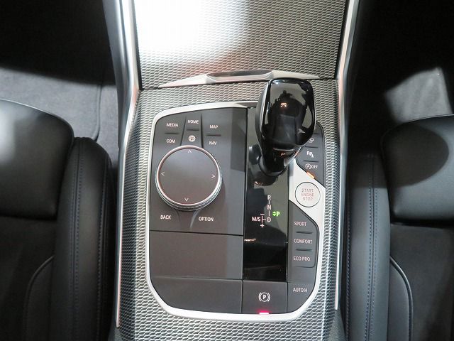 G21 320d xDrive Touring RHD