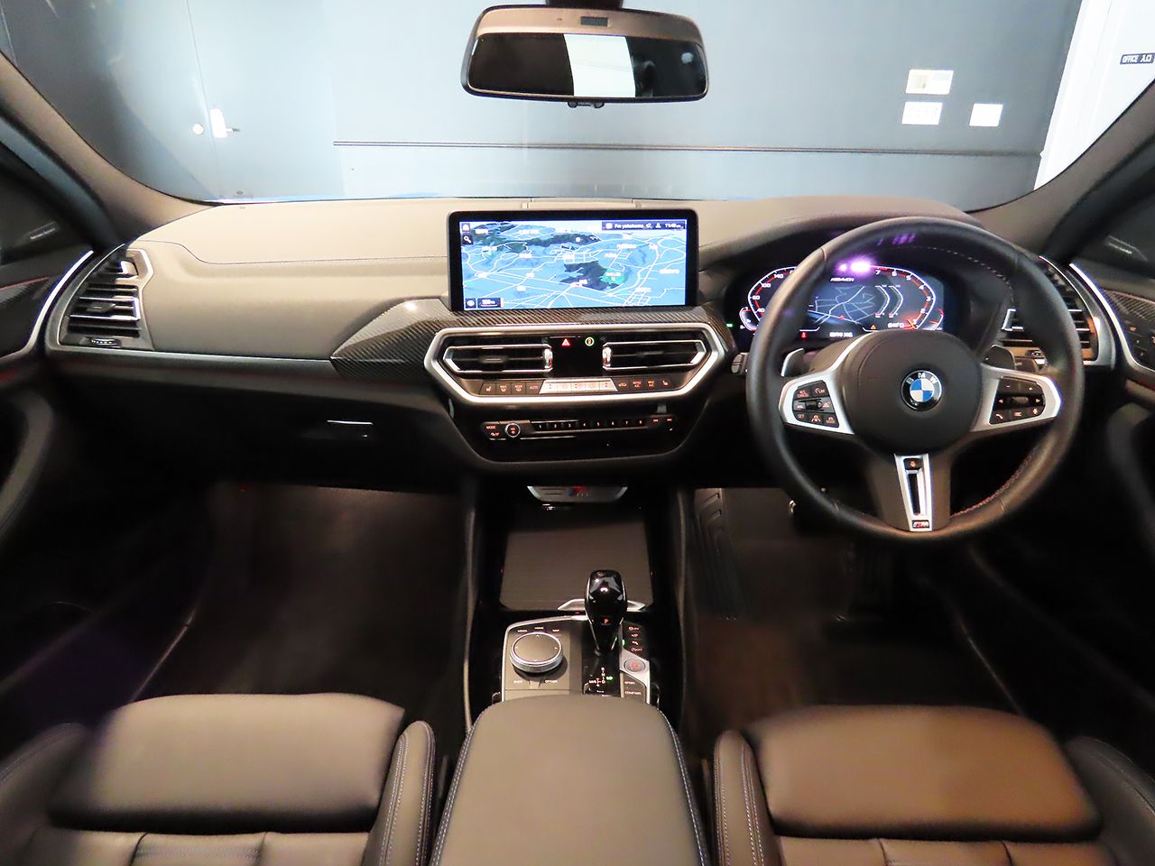 G02 X4 M40i RHD LCI