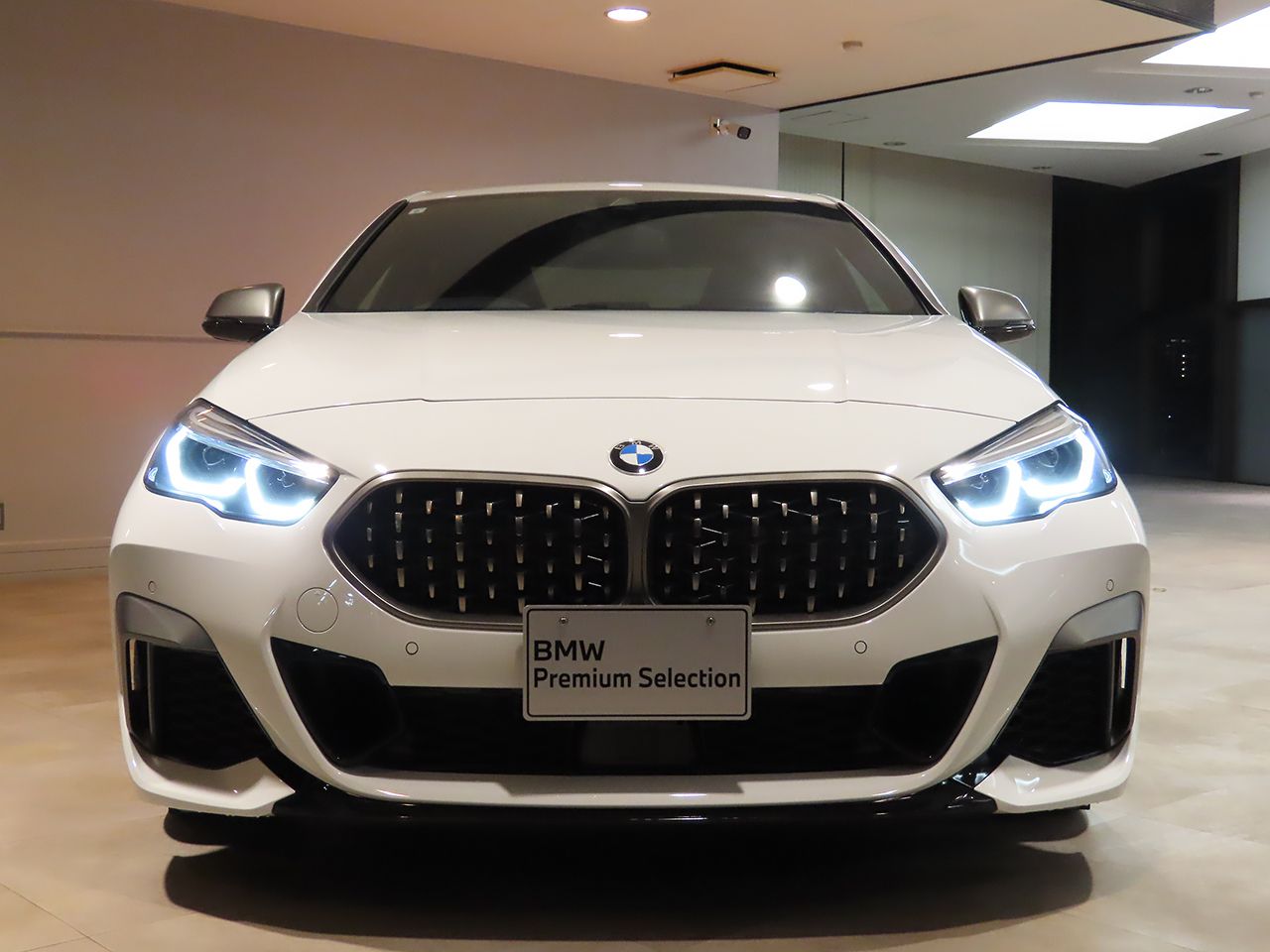 F4* **35i xDrive **** ***** B48 2.0i