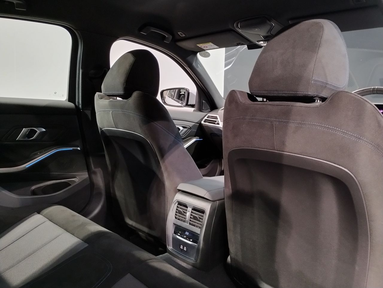 G20 320i Saloon LCI RHD MX