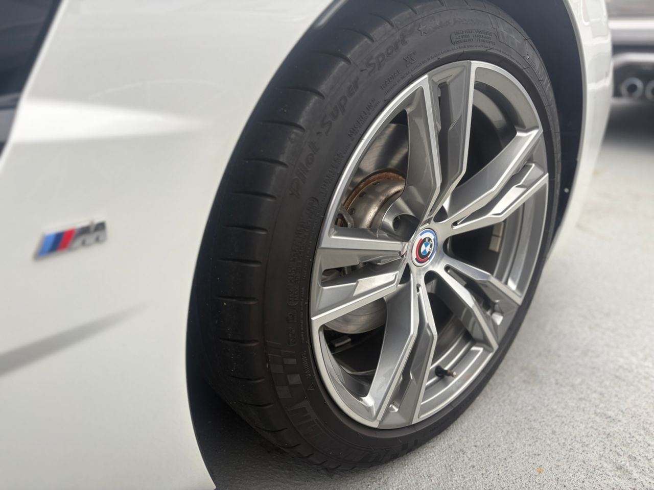 G29 z4 sDrive20i RHD