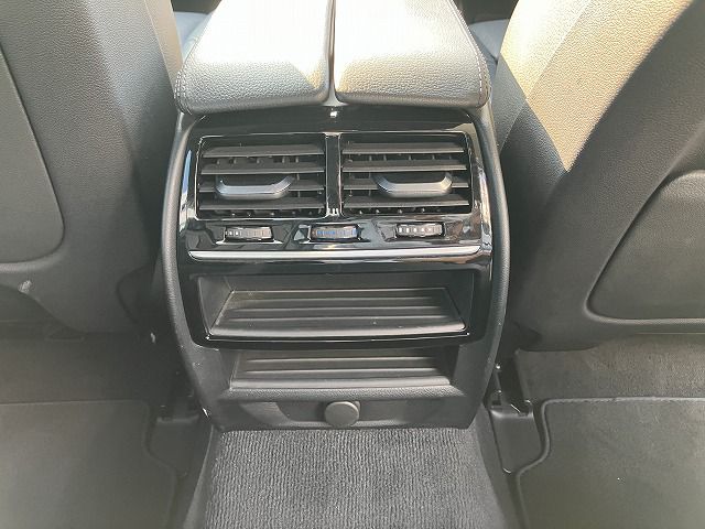 G20 320i Saloon RHD TU