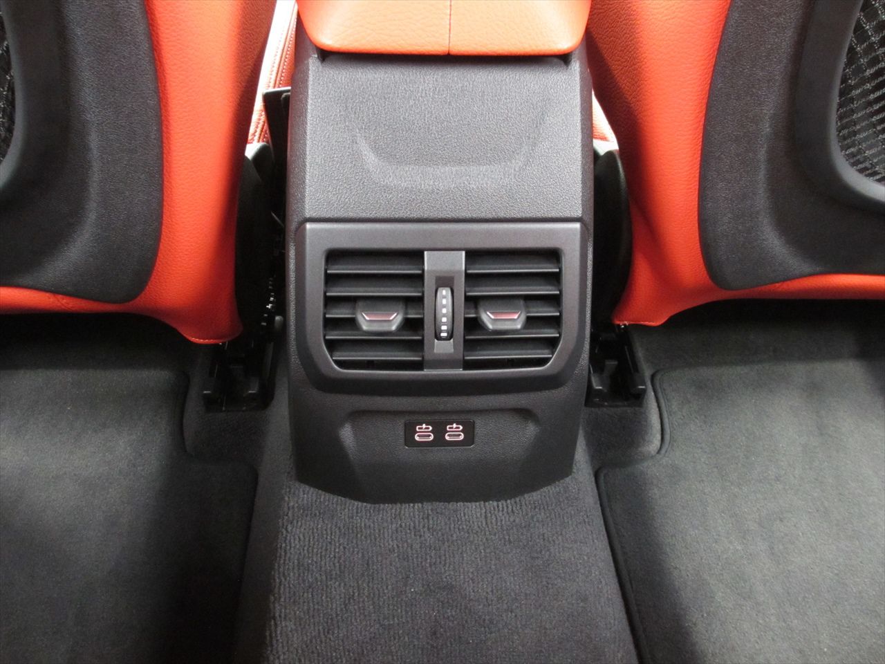 F40 M135i xDrive Sports Hatch 5-door B48 2.0i