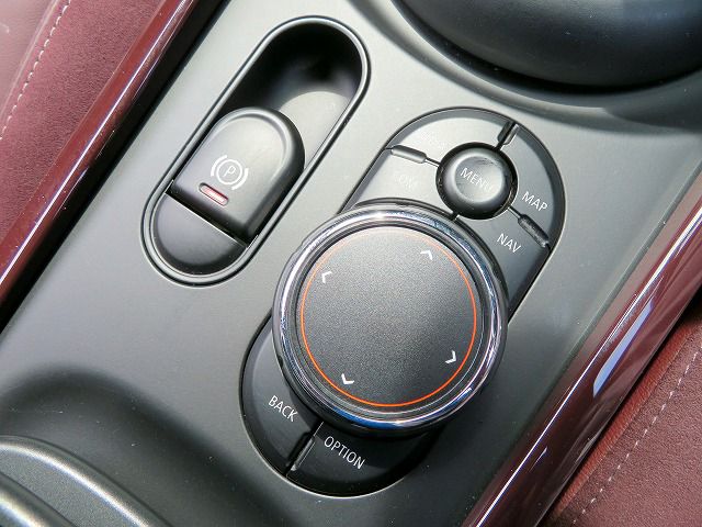 MINI COOPER S CLUBMAN