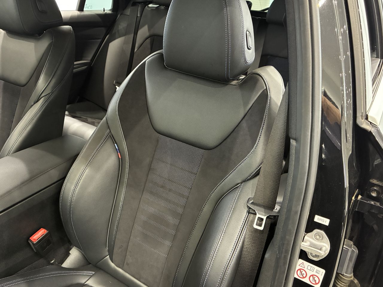 G21 330i Touring RHD