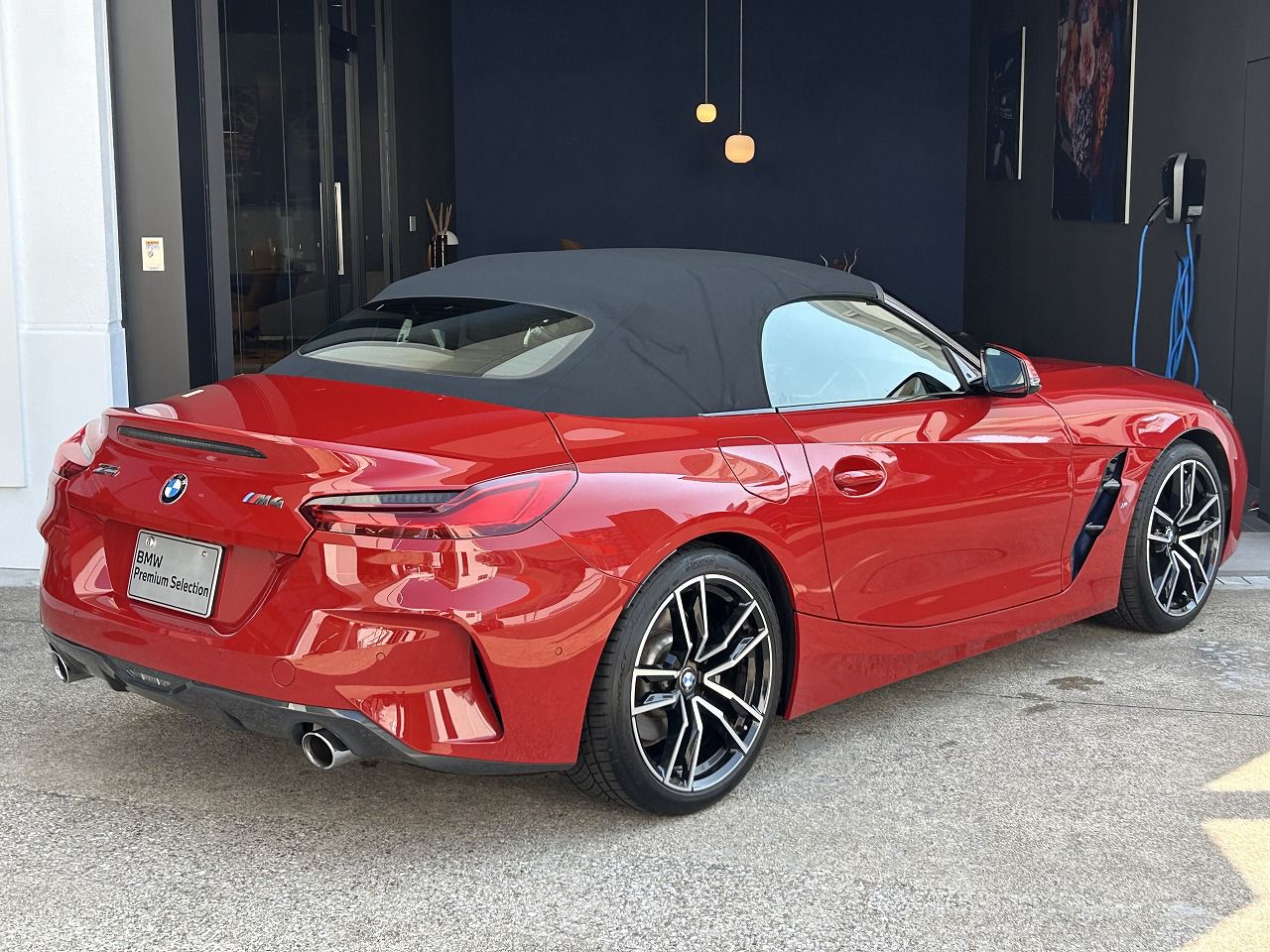 G29 z4 sDrive20i RHD