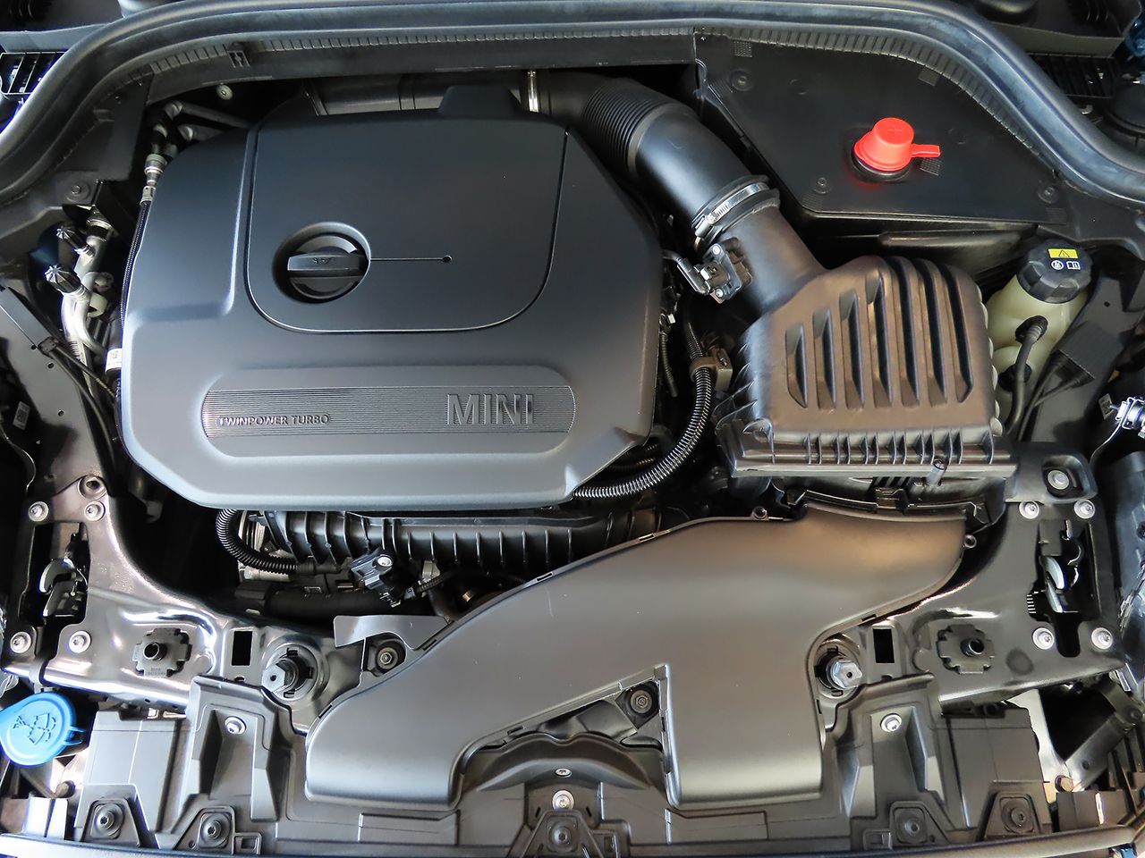MINI Cooper F56 RHD