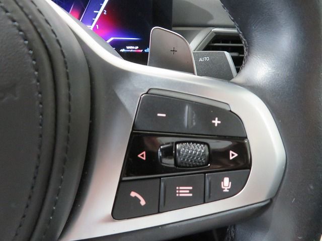 320d xDrive Berline RHD