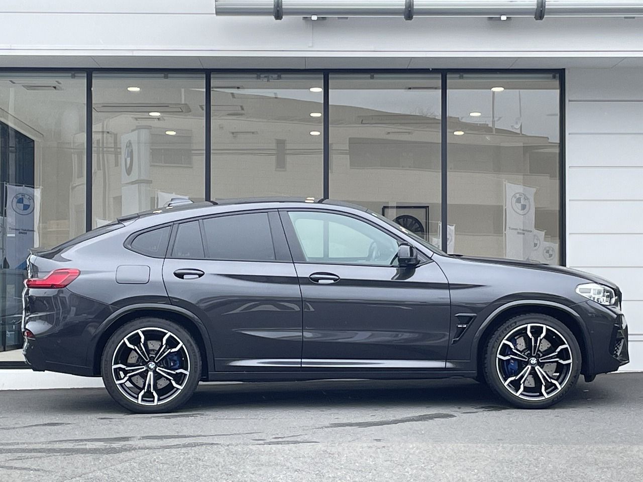 X4 M RHD