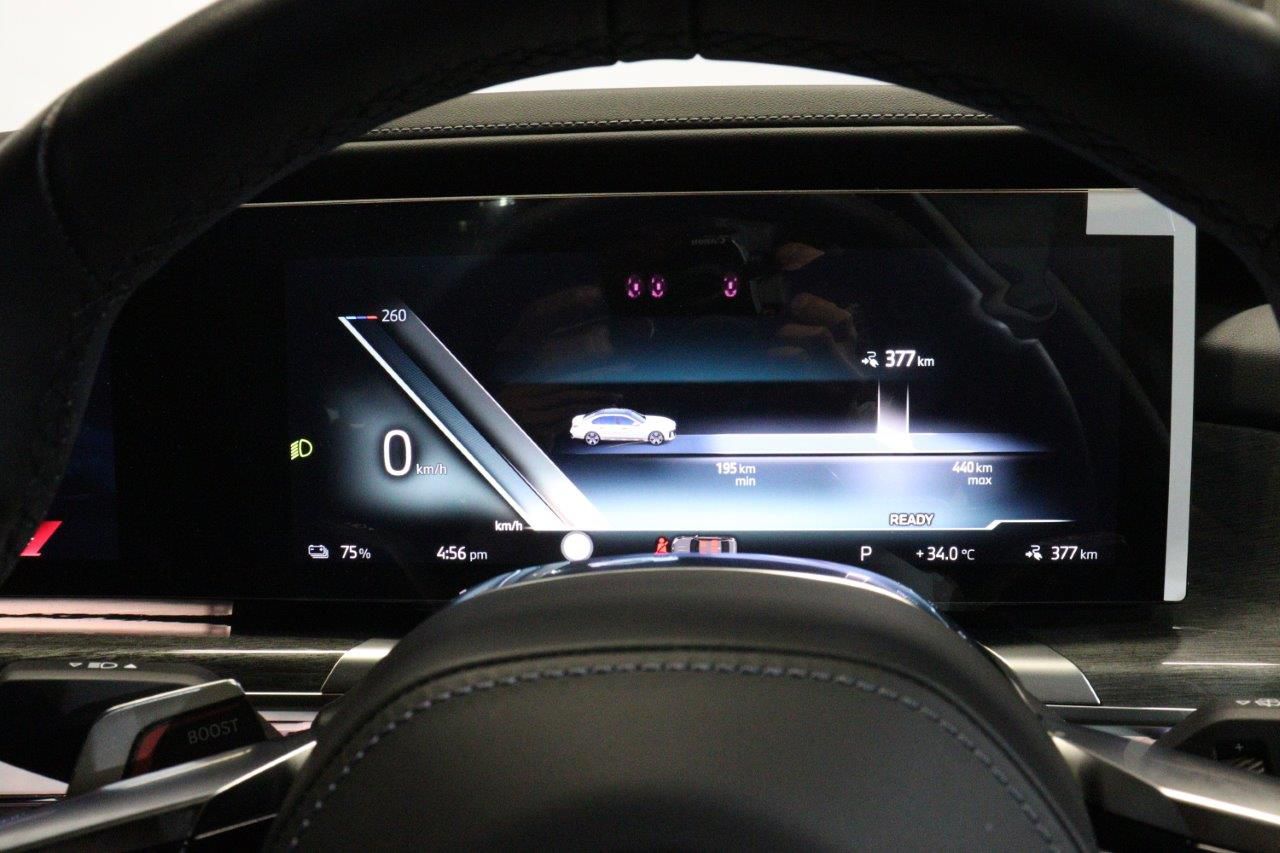 BMW i7 eDrive50 Sedan RHD