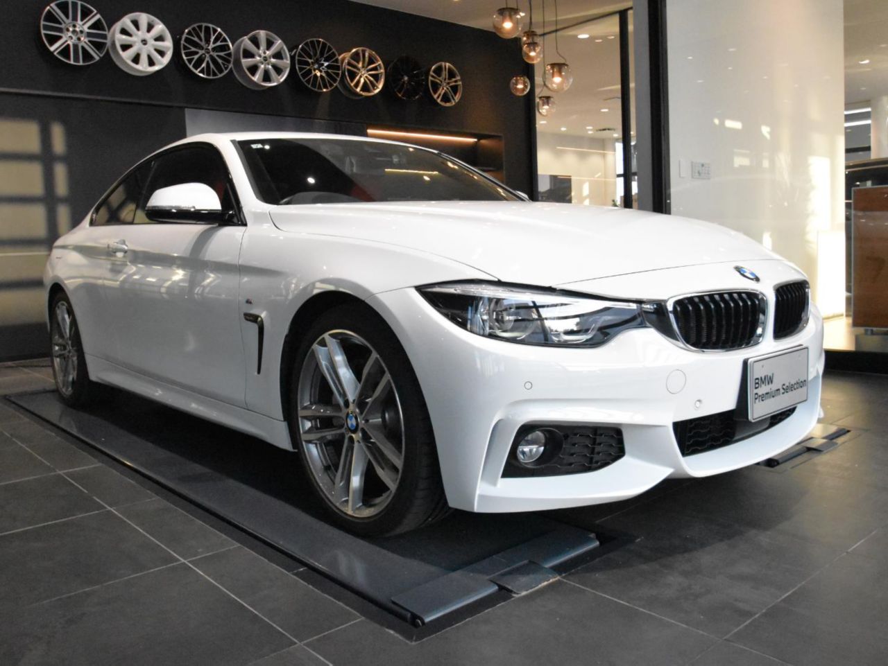 440I CO