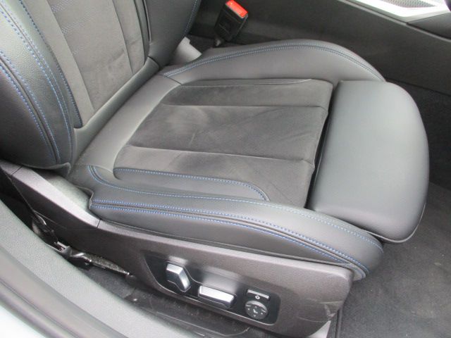 320d xDrive Berline RHD