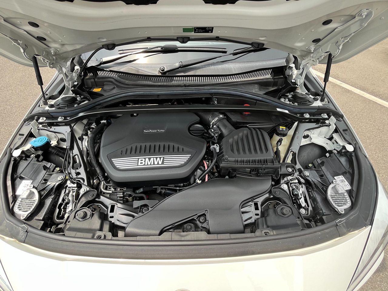 F40 118d Sports Hatch 5-door B47 2.0d