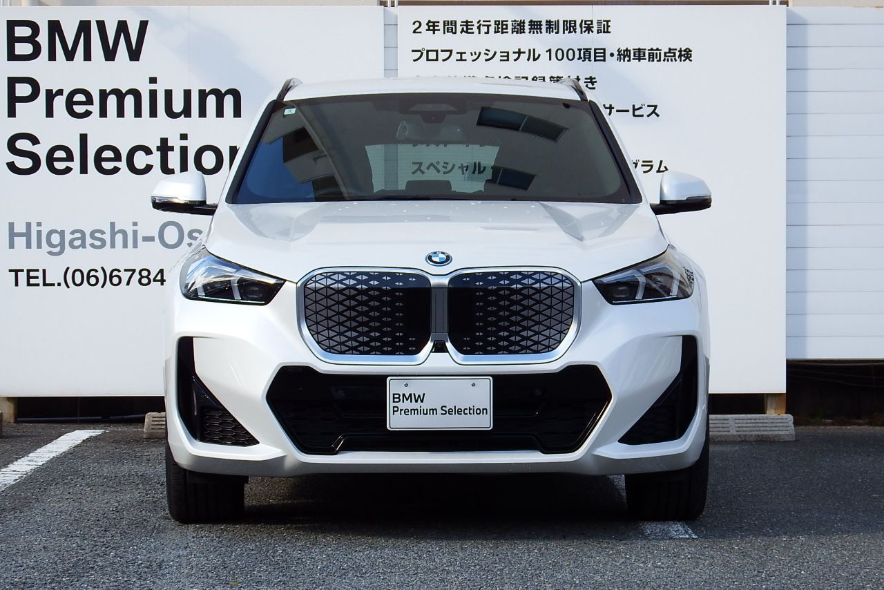 U11 iX1 xDrive30