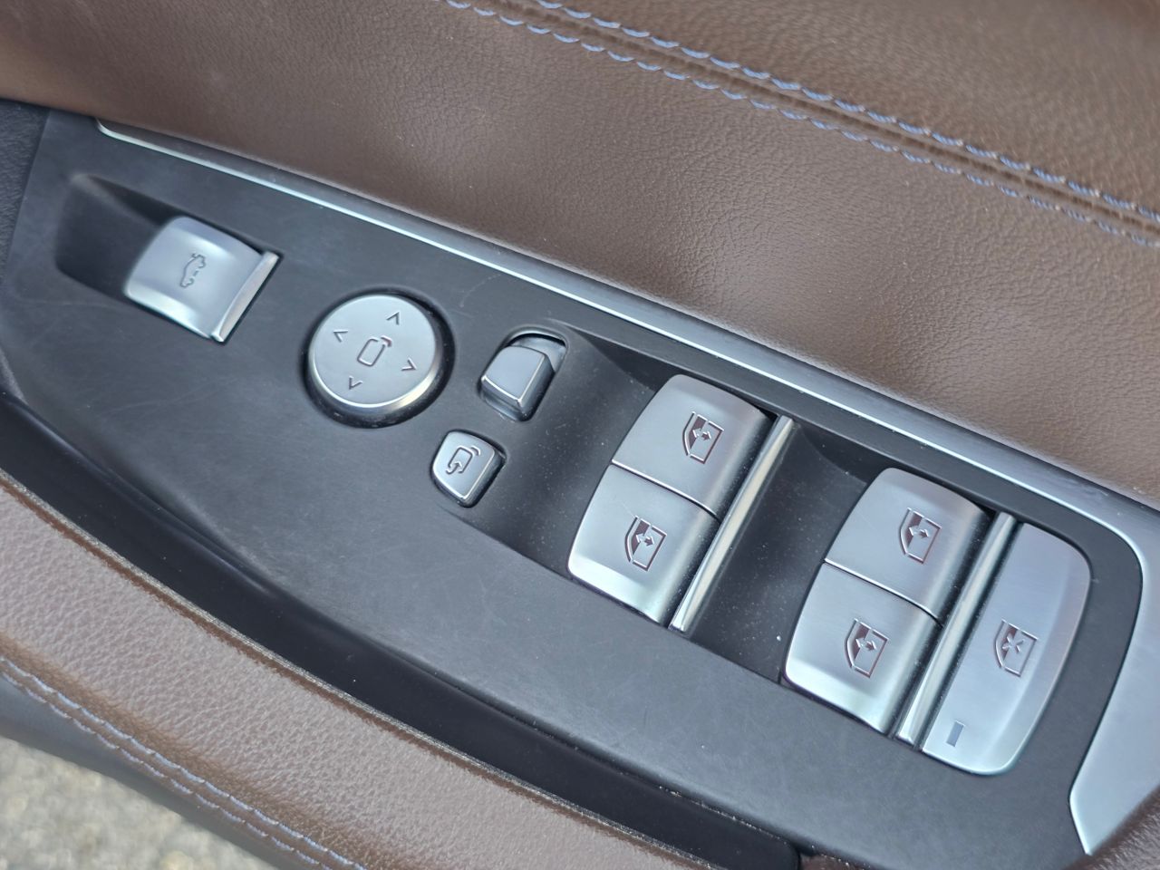 X4 xDrive20d RHD