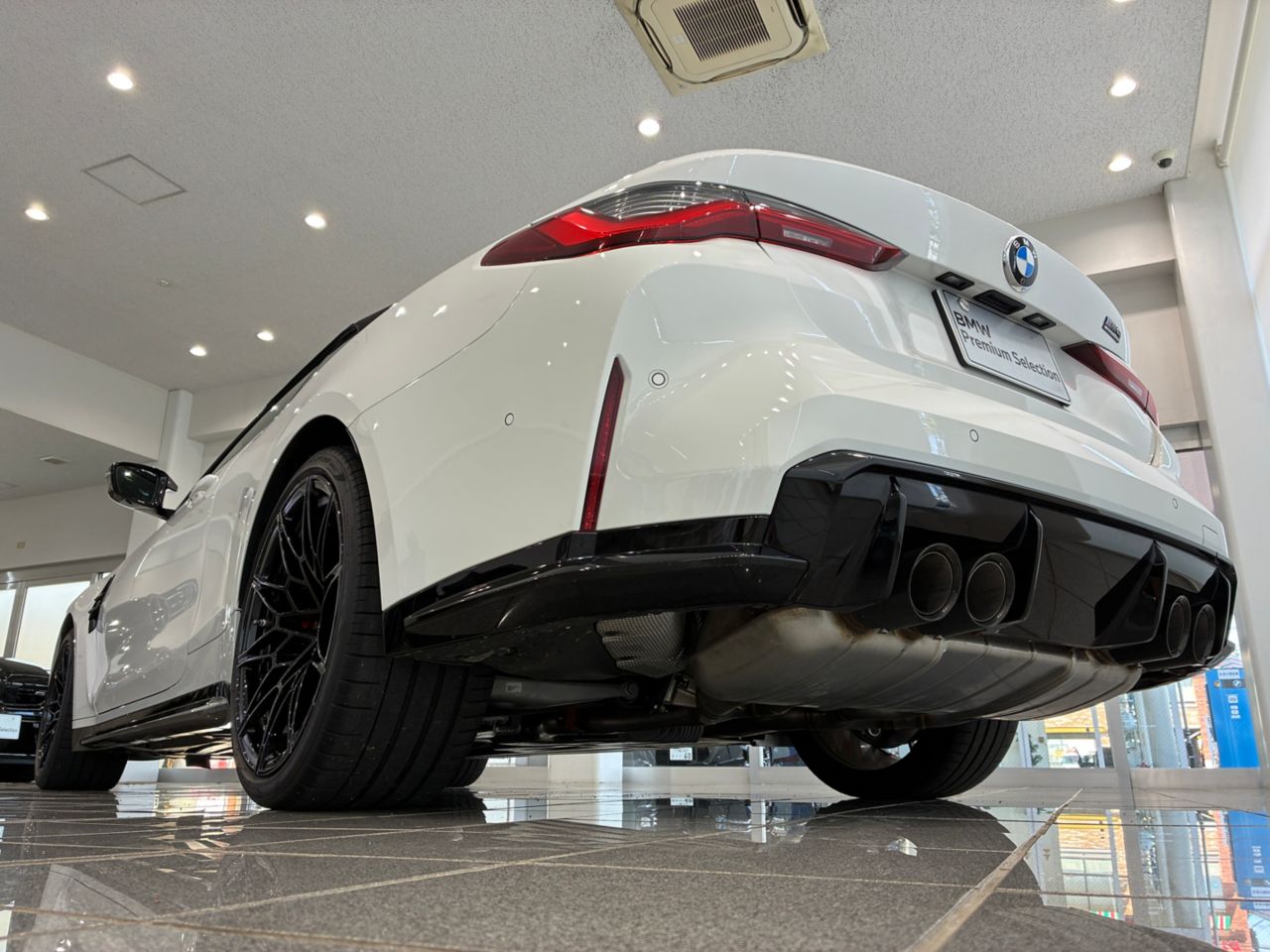 G83 M4 Competition M xDrive Competition RHD